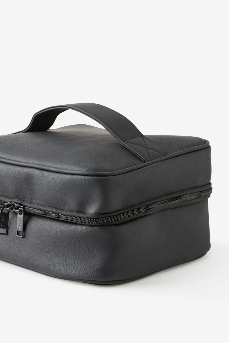 Typo 3 Fold Hanging Cos Case